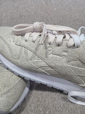 Rebook Classic x Eames Office Collabo • 6.5
